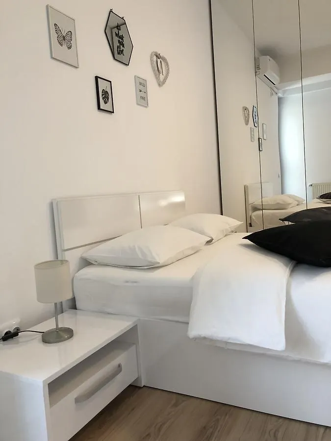 Studio Confort 3 Bucharest Apartment